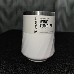 NWT Stanley 11 oz capacity Wine Tumbler - Pink Pearlescent